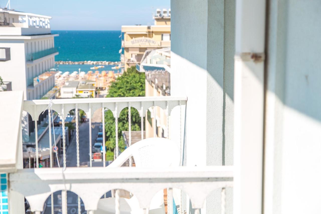 Hotel Elite Cattolica Eksteriør bilde