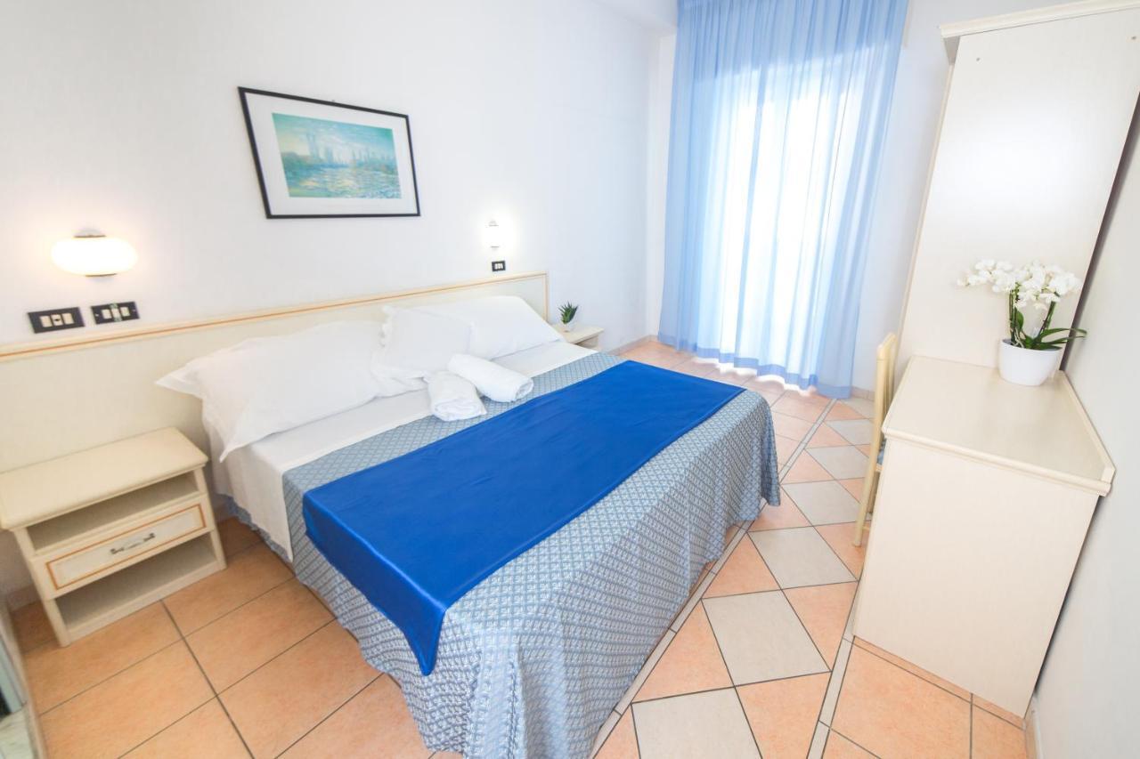 Hotel Elite Cattolica Eksteriør bilde