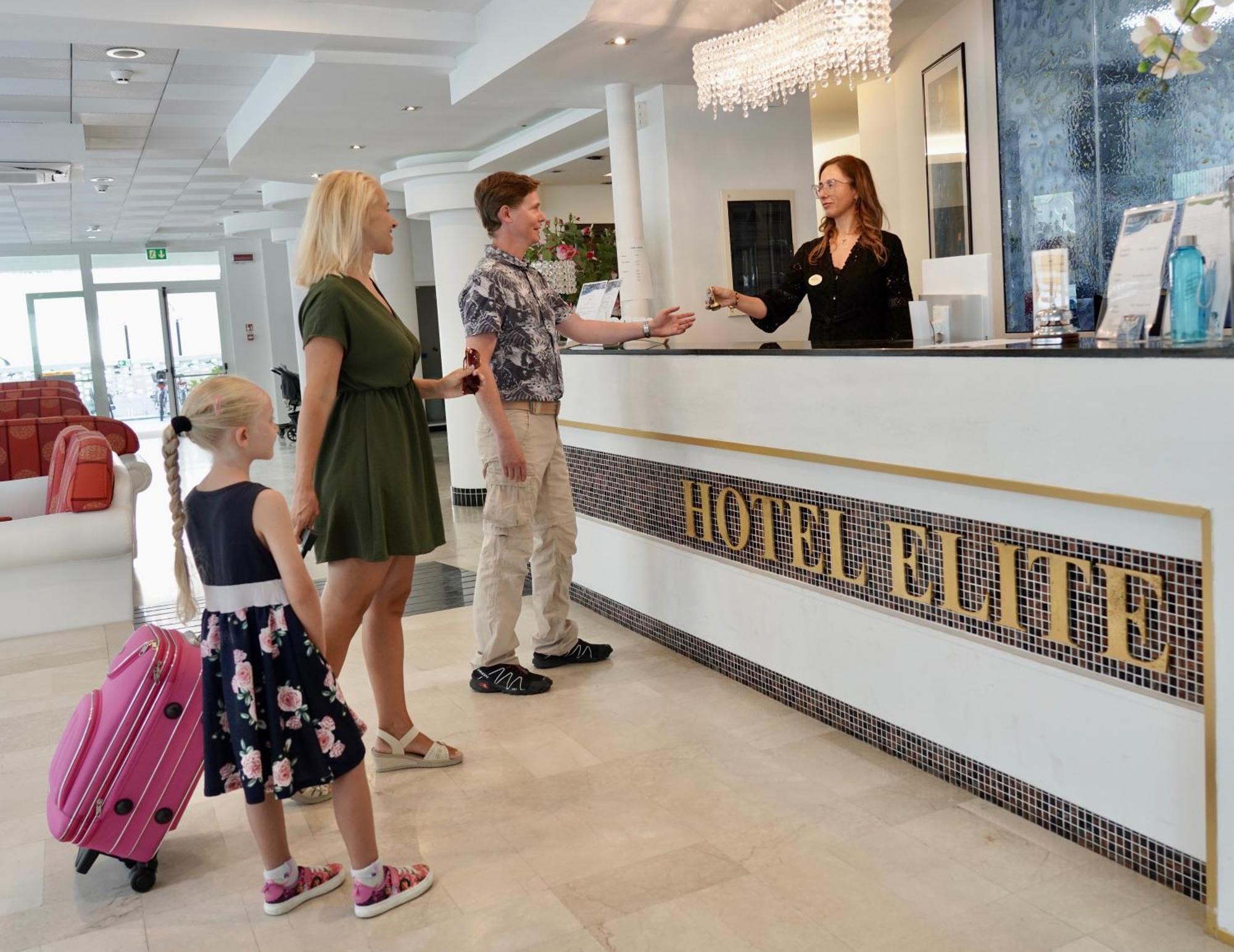 Hotel Elite Cattolica Eksteriør bilde