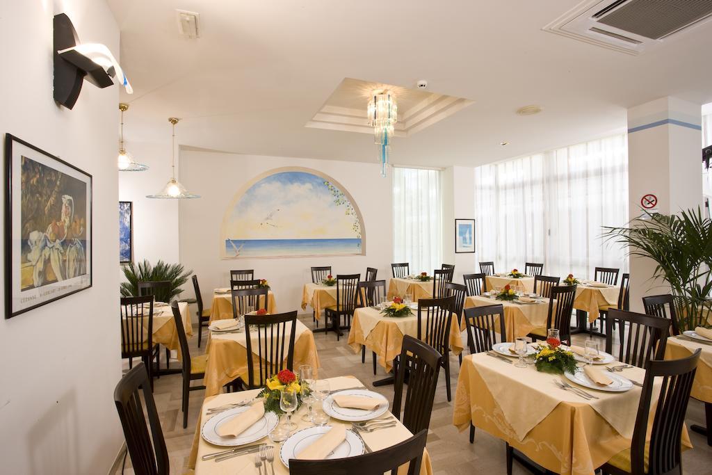 Hotel Elite Cattolica Eksteriør bilde